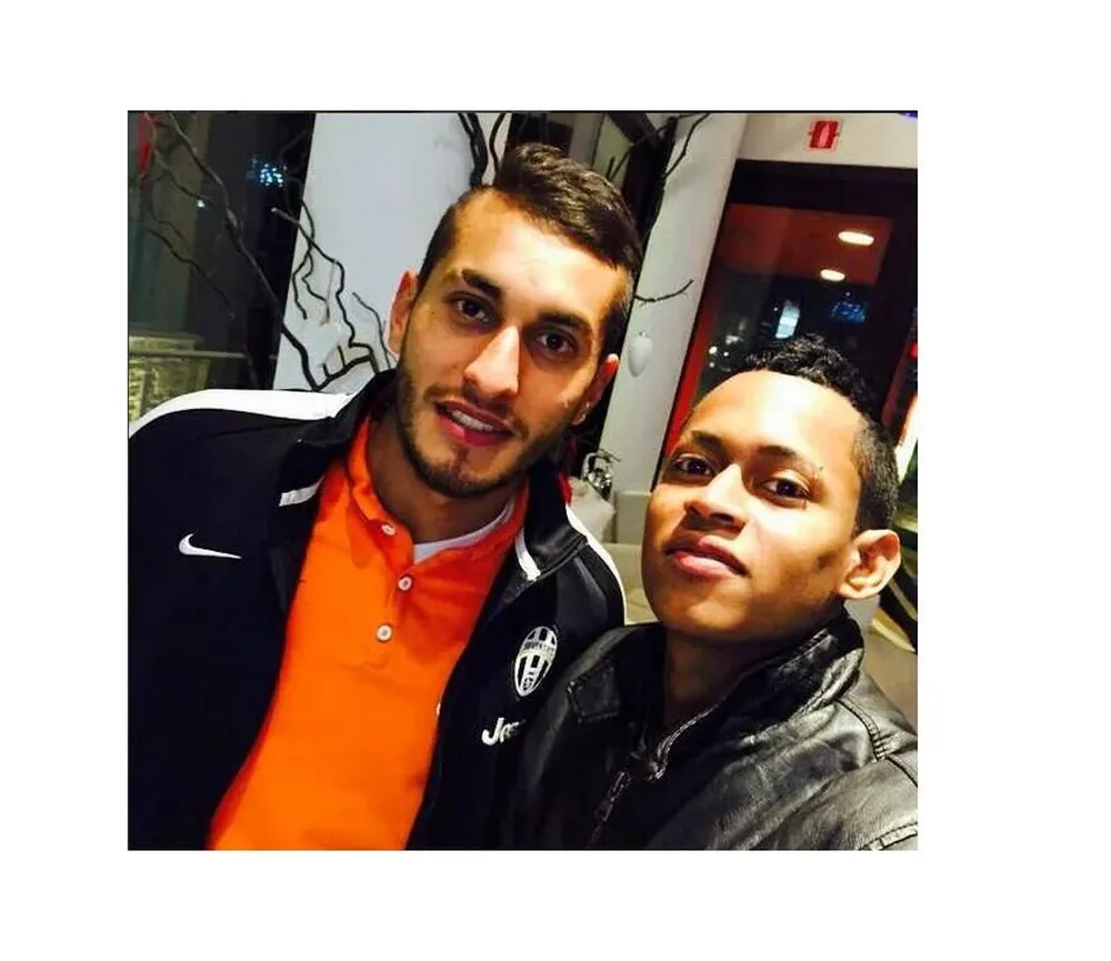 El DJ con el argentino de la Juve, Tucu Pereyra