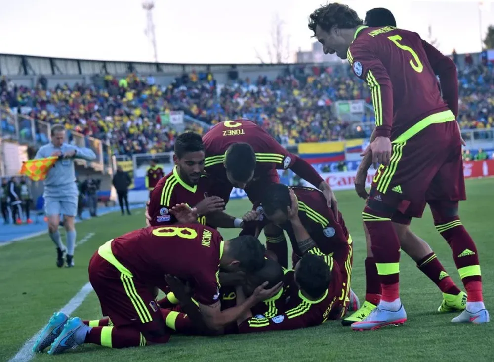 Con gol de Salomón Rondón, Venezuela ganó 1-0 a Colombia en el estreno de ambos en Copa América