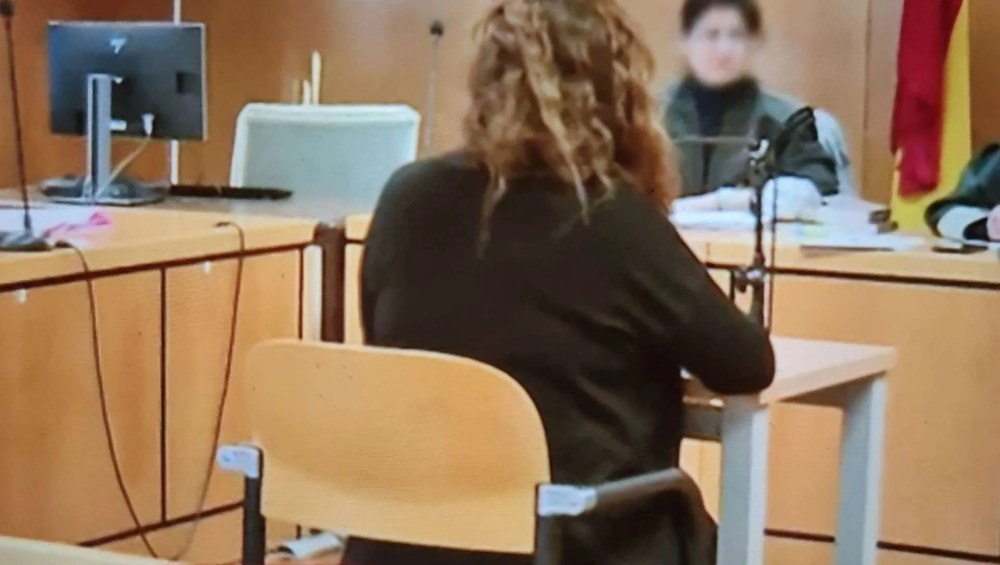 María Pozo Baena, la tuitera conocida como Barbijaputa, ante la justicia.