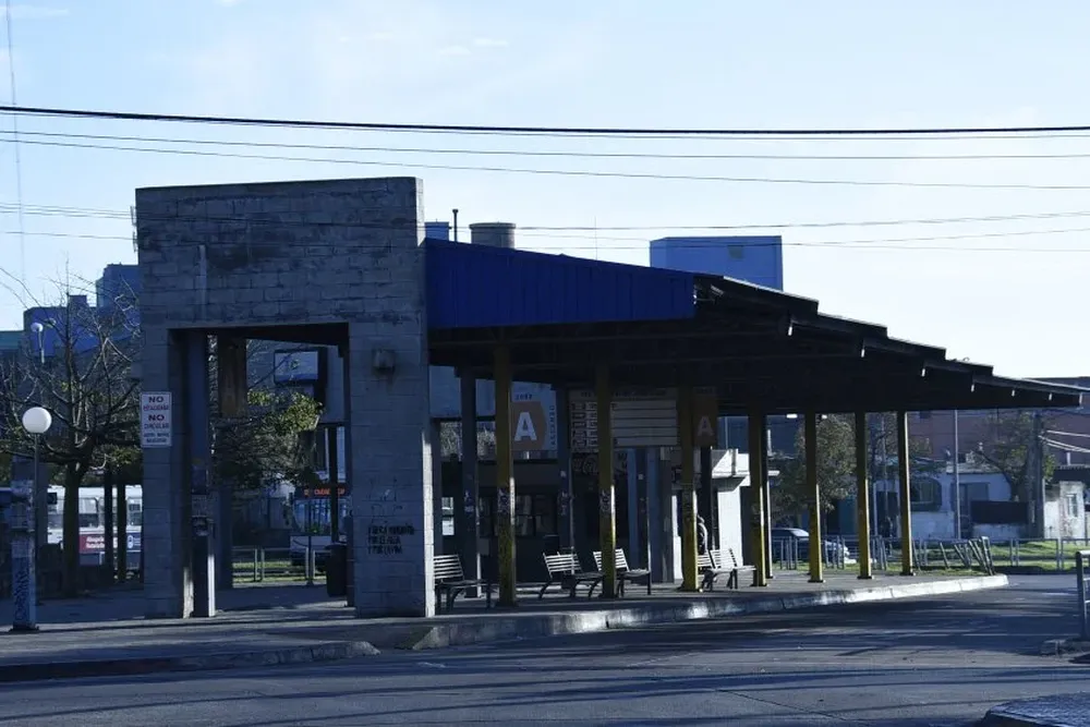 Terminal del Cerro vacía esta mañana.