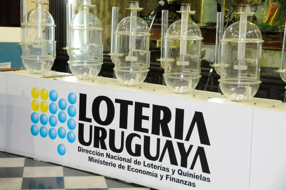 La Dirección Nacional de Loterías y Quinielas transmite el sorteo por YouTube.