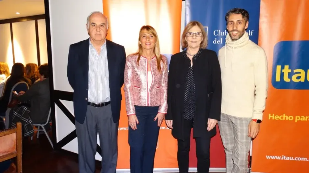 Carlos Arrosa, Jorgelina Bendersky, Stella Elizaga y Martín Inthamoussu