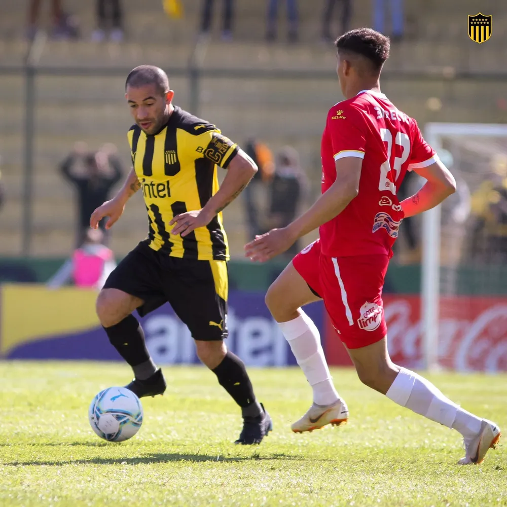 Walter Gargano puede estar entre los titulares en la noche de este lunes ante Barracas Central