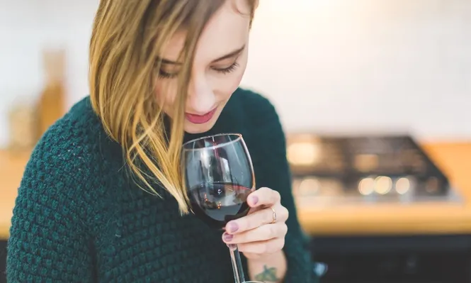 El Covid afecta de lleno a la industria vitivinícola argentina y, en particular, a aquellos que trabajan con el gusto y el olfato, como enólogos y sommeliers.