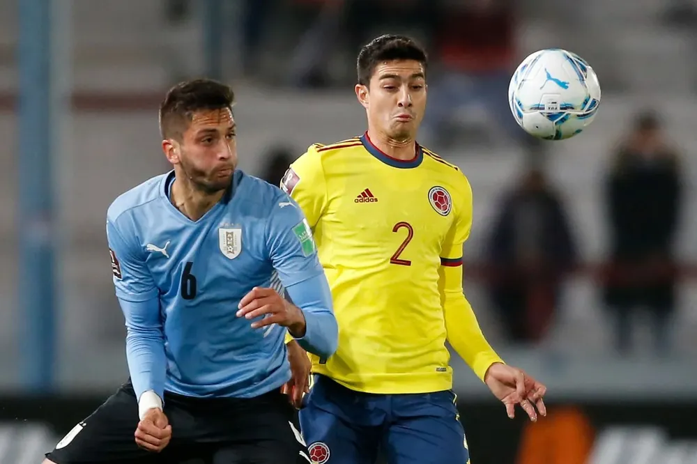 Rodrigo Bentancur recibió cuatro amarillas en nueve partidos de las Eliminatorias