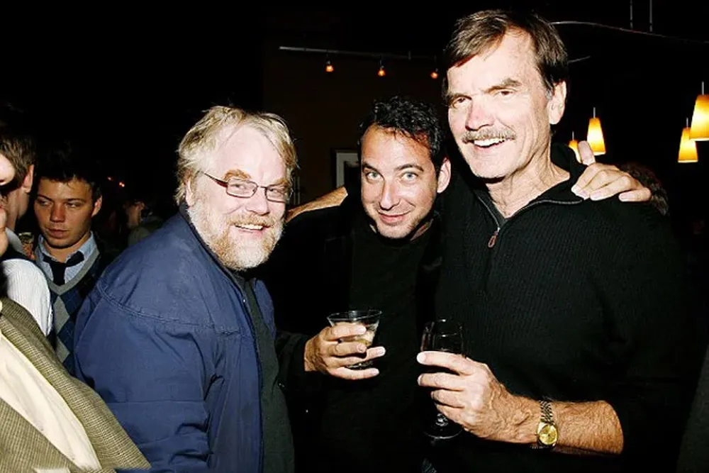Phillip Seymour Hoffman junto a David Bar Katz (centro).