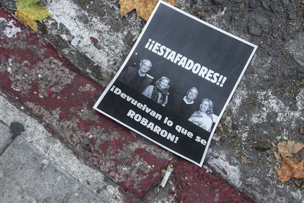 20250403 Manifestantes contra Conexión Ganadera. Audiencia de Conexión Ganadera en juzgado de concurso.