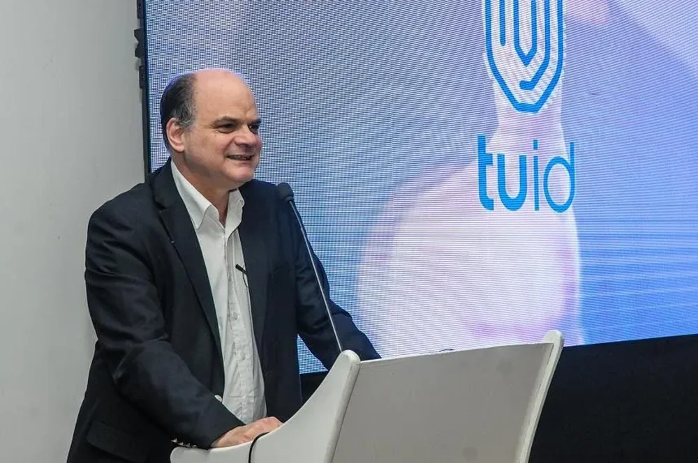 Presidente de Antel, Ing Andrés Tolosa