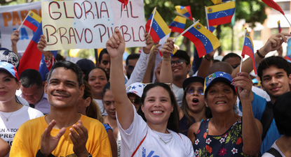 la oposicion en venezuela realiza las primeras manifestaciones tras el doble sismo y al cumplirse dos anos de las elecciones presidenciales de 2024