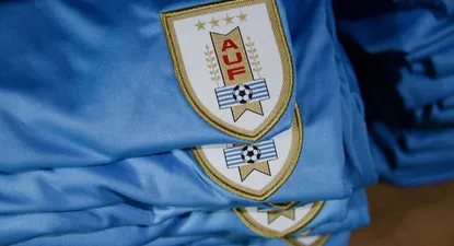 Escudo de la AUF en camisetas de Uruguay