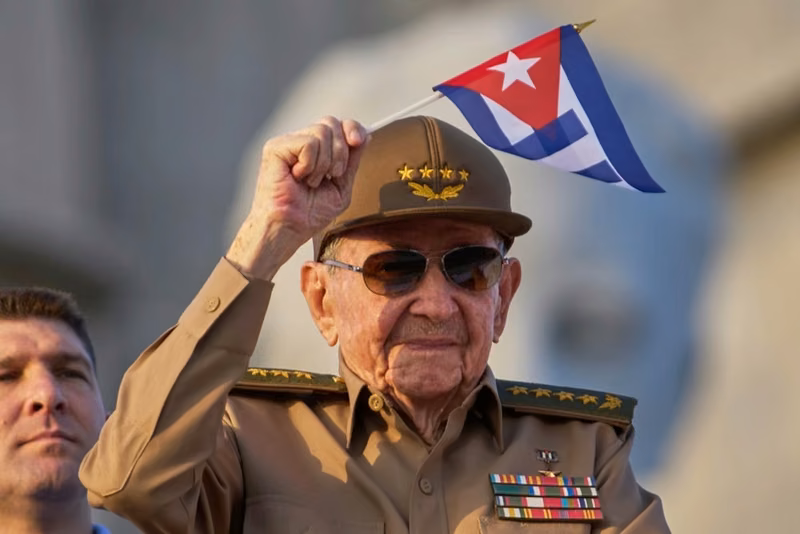 Florida emite una orden de arresto contra Raúl Castro por el derribo de avionetas de Hermanos al Rescate en 1996