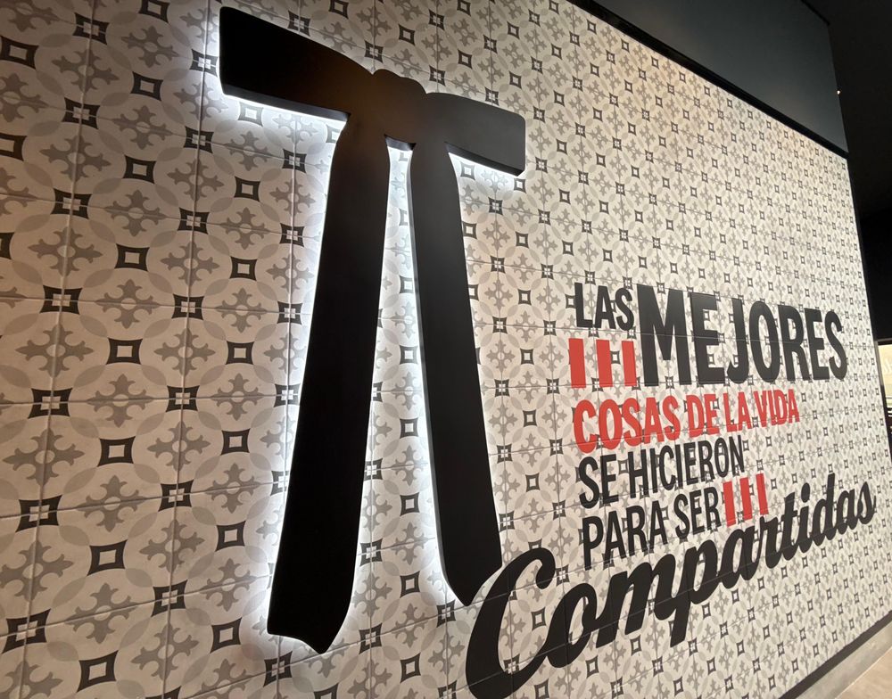 Foto local KFC Punta Carretas (1).jpg