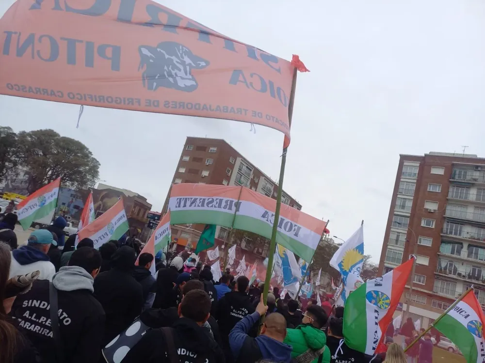 Salida desde el Palacio Legislativo.