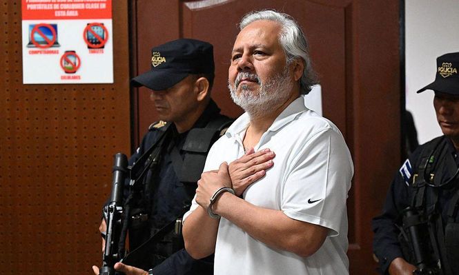 Al abogado constitucionalista Enrique Anaya, acusado por la Fiscalía de lavado de dinero, le decretaron detención preventiva.