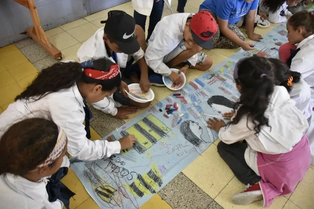Los niños de la escuela Nº 63 participan de un desafío creativo