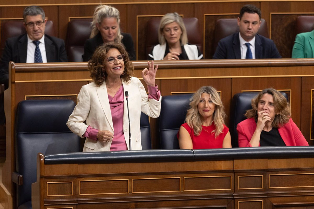 María Jesús Montero en la sesión de control.