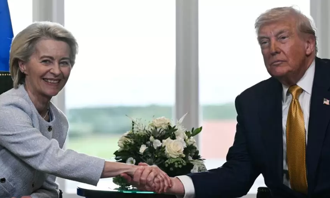 Donald Trump y Úrsula von der Leyen&nbsp;