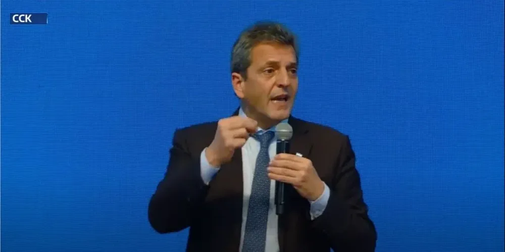 “El cuentito del león nos plantea la ley de la selva”, mensaje de Massa a Milei