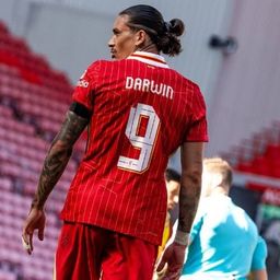 Darwin Núñez volvió a jugar con Liverpool luego de sus vacaciones Darwin Núñez volvió a jugar con Liverpool luego de sus vacaciones