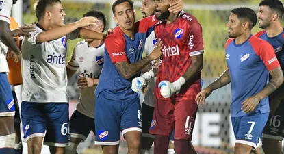 Mejía tiene que jugar con la selección de Panamá