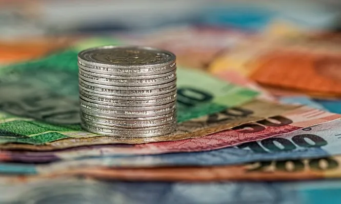 Lo impensable se vuelve realidad: pagar por prestar dinero