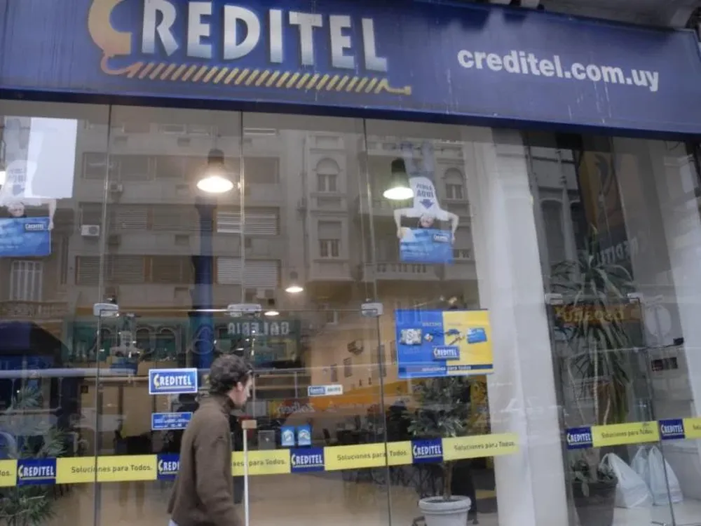 La empresa de créditos será adquirida por Santander
