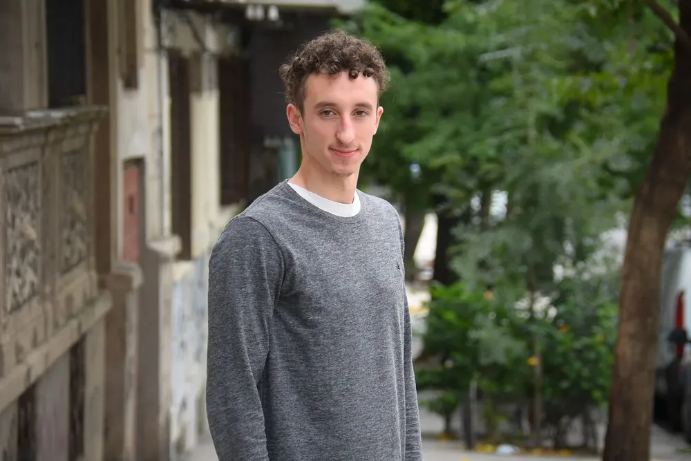 Base, dirigente del gremio de los basquetbolistas y futuro profe: Mateo Sarni