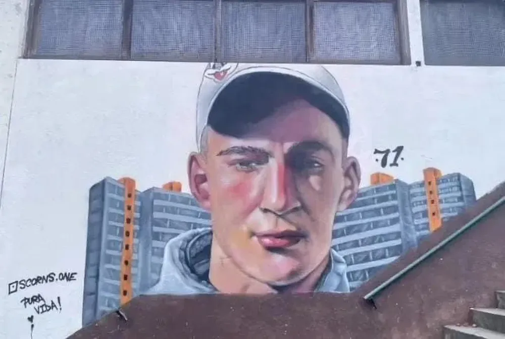 Mural de Ignacio Suárez en el complejo Euskal Erría, donde trabajaba