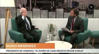 Nosotros no podemos decir que vamos a bajar. El dueño de cada negocio es el que puede decir que va a bajar, dijo el presidente del Centro de Almaceneros Minoristas, Baristas, Autoservicistas y Afines del Uruguay (Cambadu), Mario Menéndez.El directivo afirmó que el acuerdo de precios a 60 días no se aplica en el pequeño comercio y queda a criterio de cada empresario.No puedo manejar el dinero de 3.000 y pico de socios que tiene Cambadu. ¿Por qué tengo que bajar? Ellos son grandes para manejar su negocio, afirmó.El consejo que siempre le da a sus afiliados, contó Menéndez, es que cuando las cosas suben, ustedes suban.