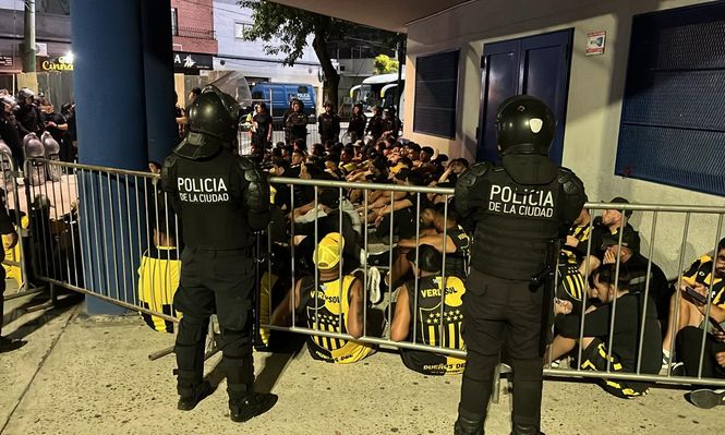 Hinchas de Peñarol en Buenos Aires