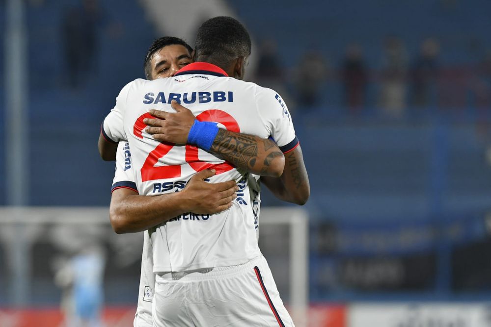 Gonzalo Carneiro festeja su gol