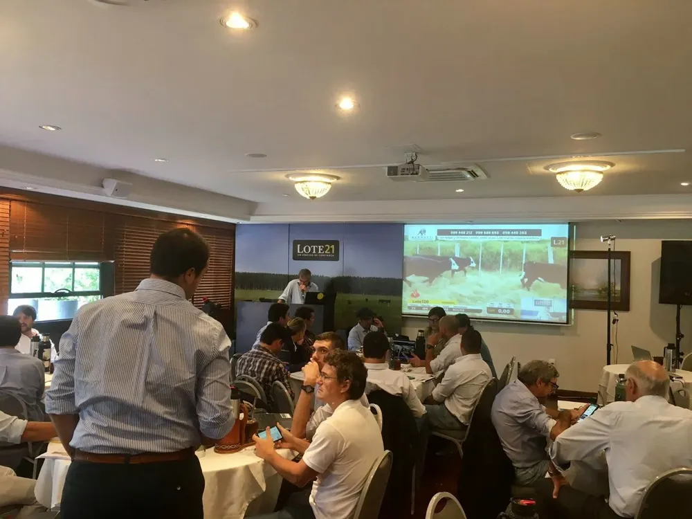 El remate de Lote 21 se realizó en el Club de Golf del Uruguay.