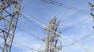 Torres de alta tensión