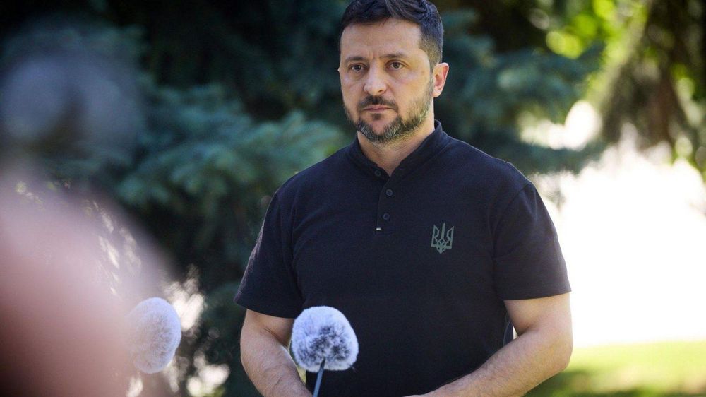 Volodymyr Zelensky acusa a Rusia de posponer el fin del conflicto.