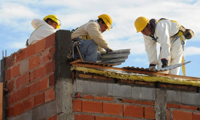 Comercio e industria crecieron, mientras que la construcción sigue en baja.