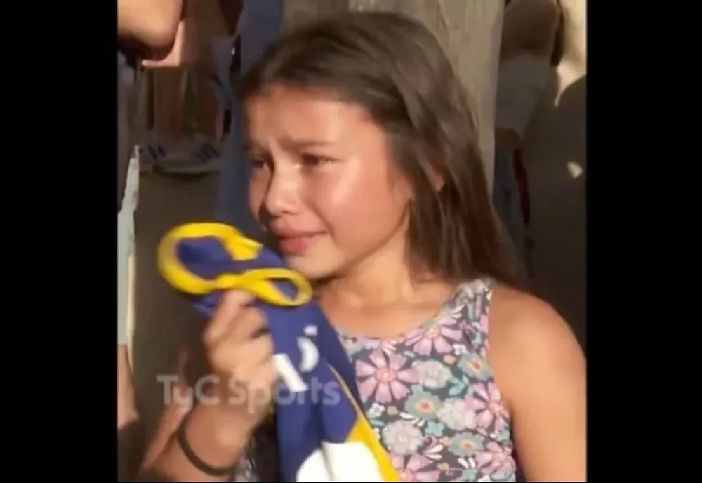 Emoción por Cavani en Córdoba