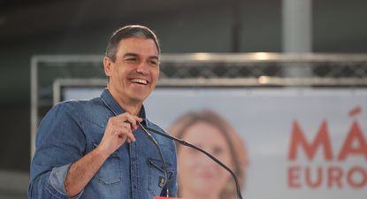 Pedro Sánchez durante un acto de campaña del PSOE en la Feria de Muestras de Valladolid