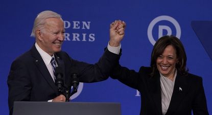 El Observador | Kamala Harris junto a Joe Biden