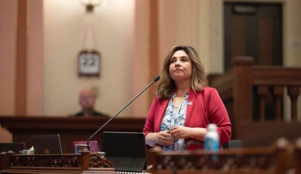 Quién es Marie Alvarado-Gil, la senadora de California que cambió de partido y es acusada de acoso sexual