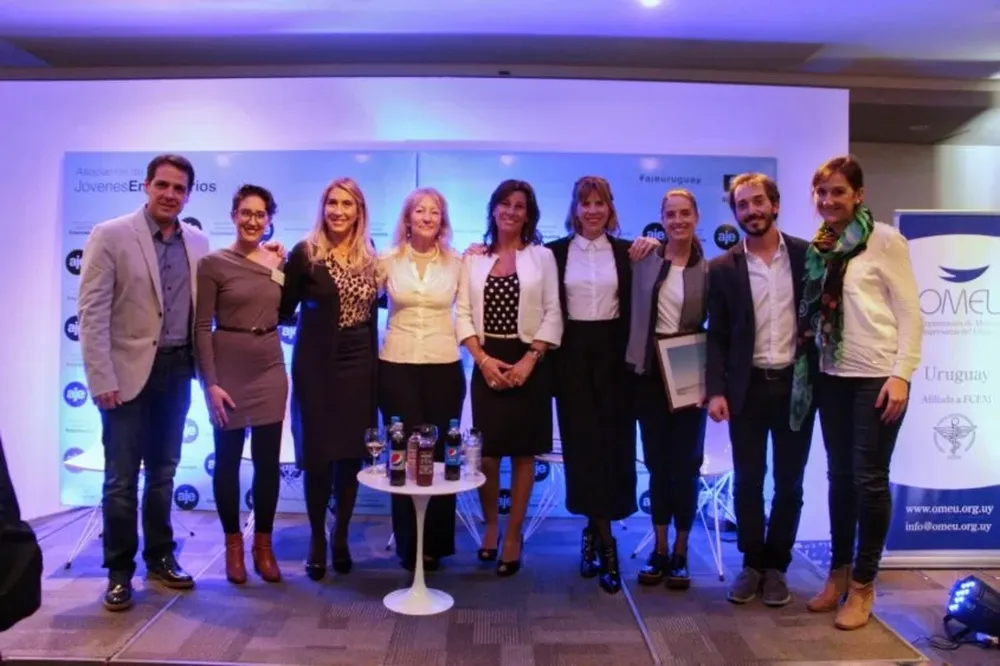 Federico Paz, Lucía Hernández, Elena Tejeira, Carolina Cosse, Cuca De León, Ximena Torres, María Noel Riccetto, Pablo Buela y Valentina Reyes