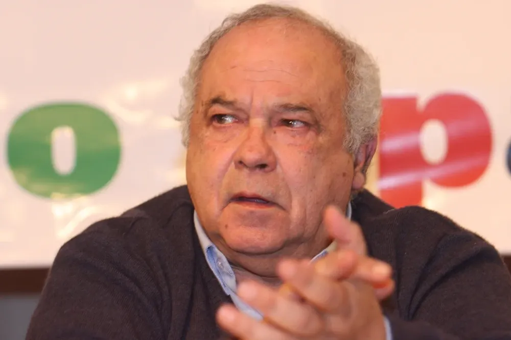 nosotros jamás estuvimos de acuerdo en usar esos mecanismos con prisioneros, dijo F. Huidobro