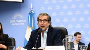 Alberto Bertie Benegas Lynch, nuevo presidente de la comisión de Presupuesto y Hacienda de la Cámara de Diputados. Durante la reunión de este martes anunciaron una nueva Ley Bases. Alberto Bertie Benegas Lynch, nuevo presidente de la comisión de Presupuesto y Hacienda de la Cámara de Diputados. Durante la reunión de este martes anunciaron una nueva Ley Bases.