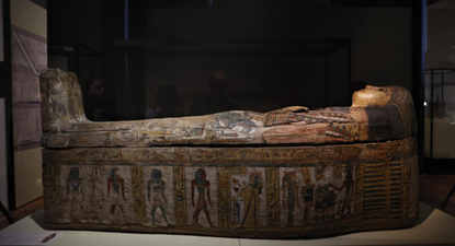 Ataúd egipcio de la sacerdotisa y música de Amón tras su restauración, en el Museo Arqueológico Nacional&nbsp;