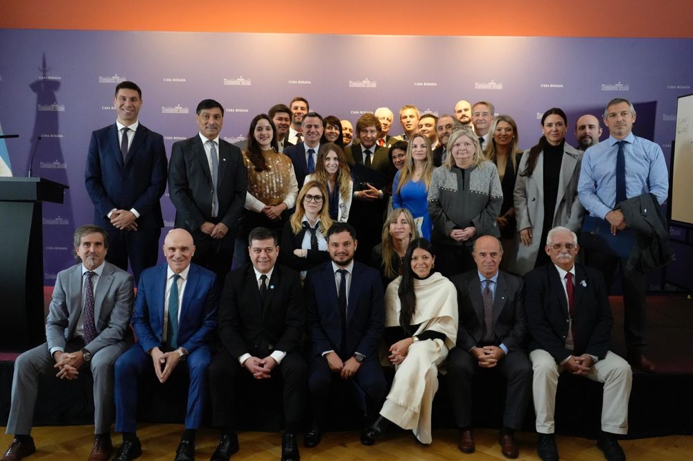 Javier Milei dio una clase de economía para los diputados de La Libertad Avanza.