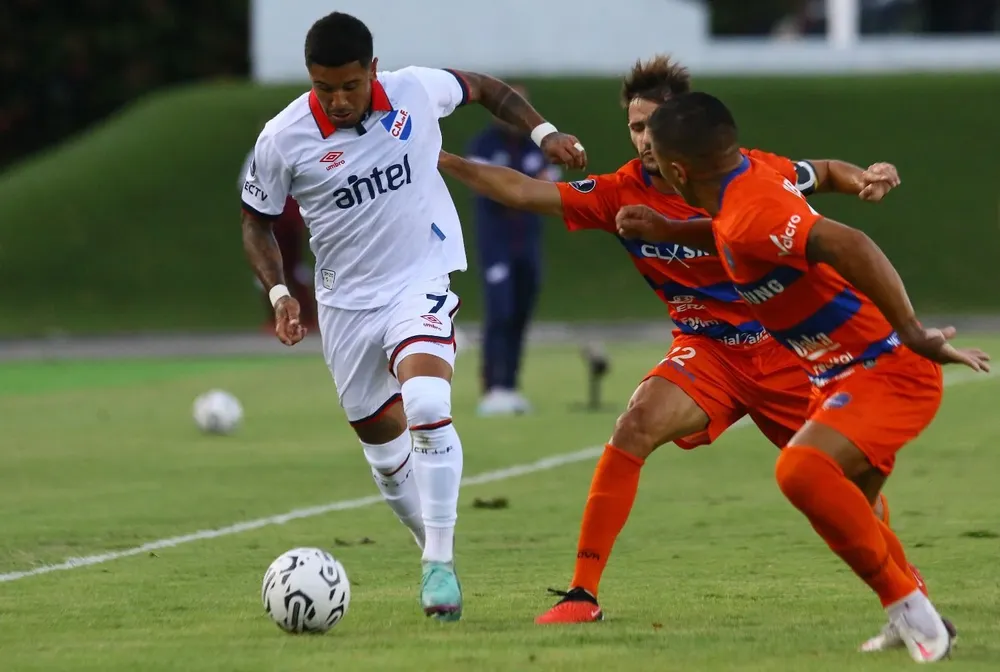 Antonio Galeno picante cada vez que encaró