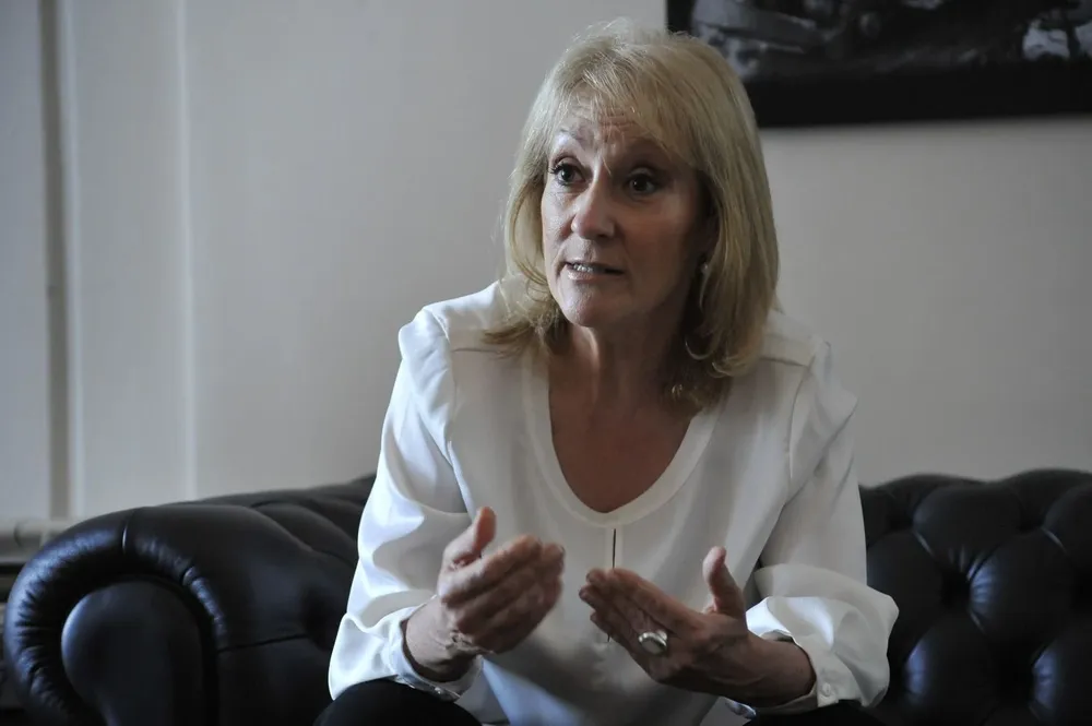 Carolina Cosse se volvió a manifestar sobre la instalación de fibra óptica.