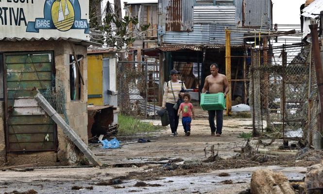 La crisis económica en Cuba impulsa un éxodo silencioso: el 79% de las familias quiere dejar la isla