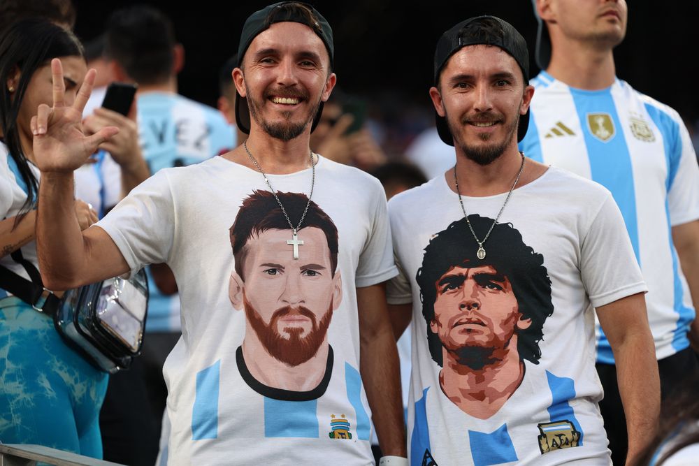 Lionel Messi y Diego Maradona