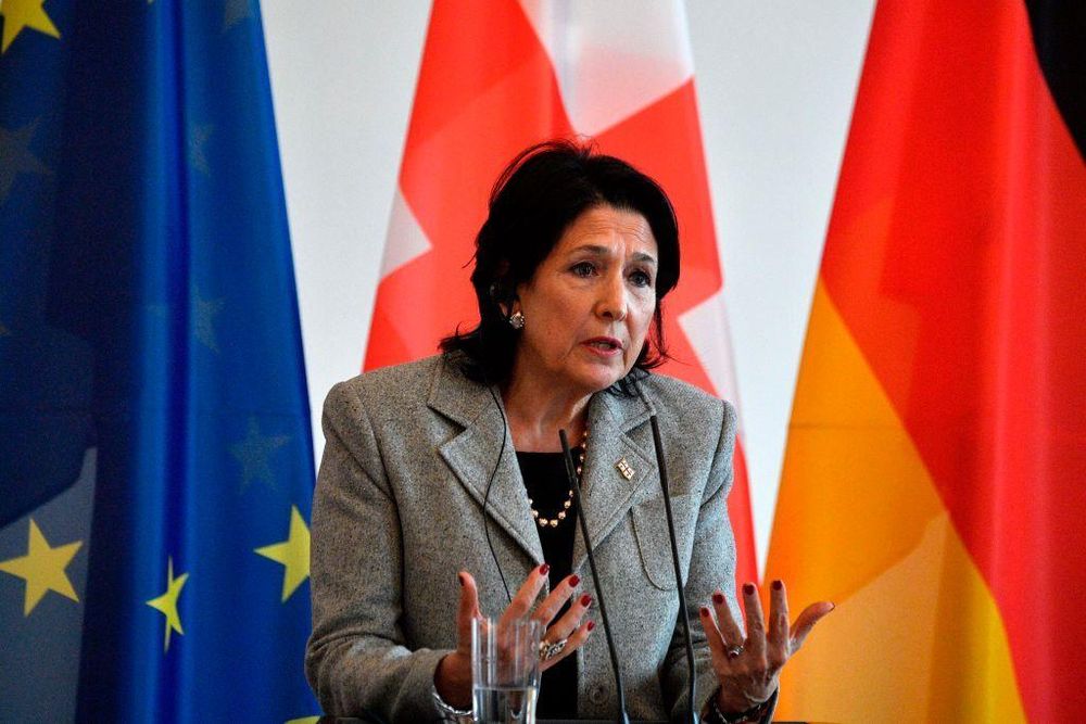 La presidenta georgiana, Salomé Zurabishvili, calificó la victoria electoral de Sueño Georgiano como una operación especial rusa.