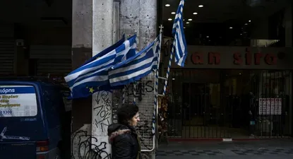 FMI advierte sobre deuda explosiva de Grecia